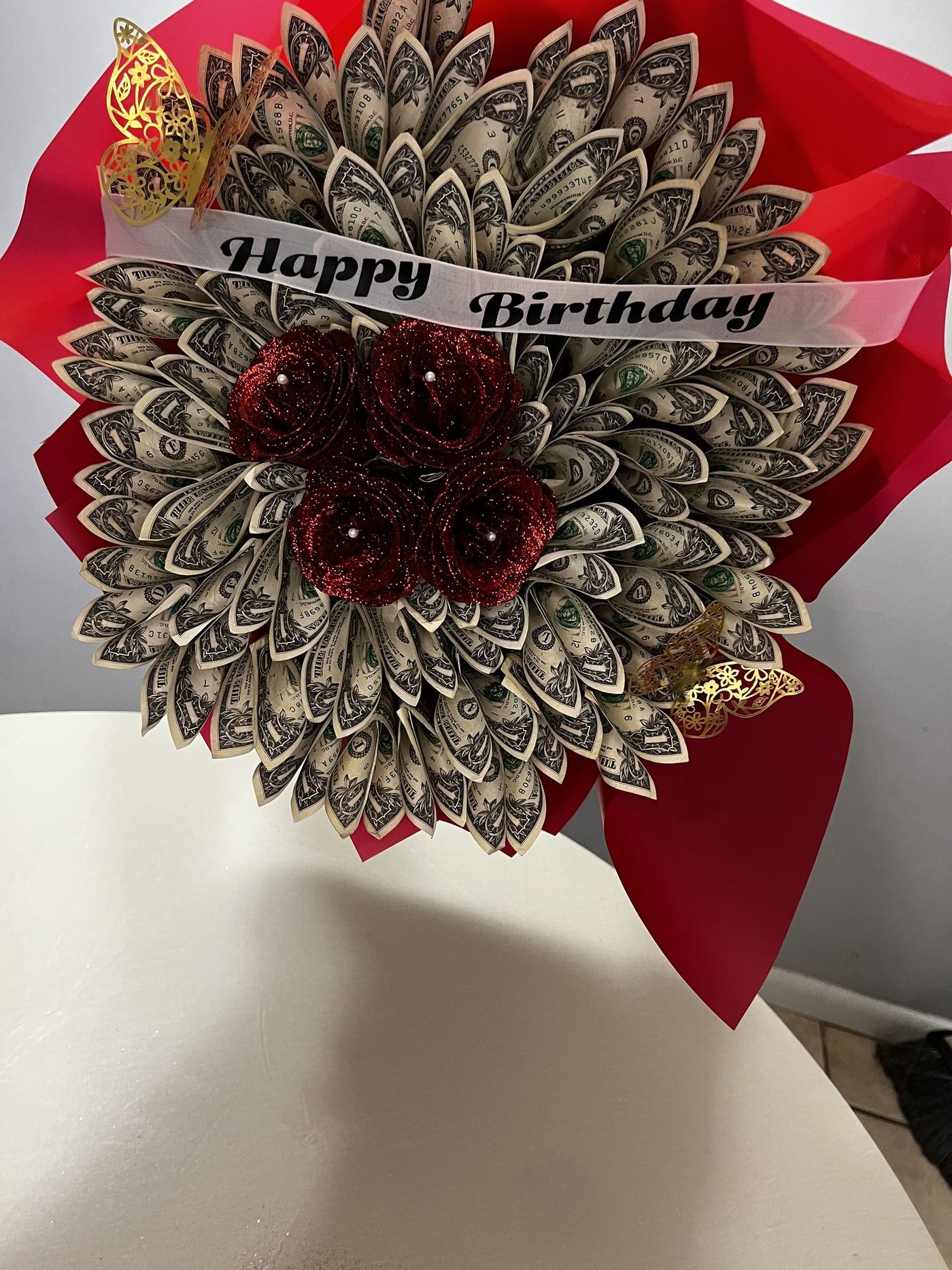 Handmade money bouquet with roses for birthday gift